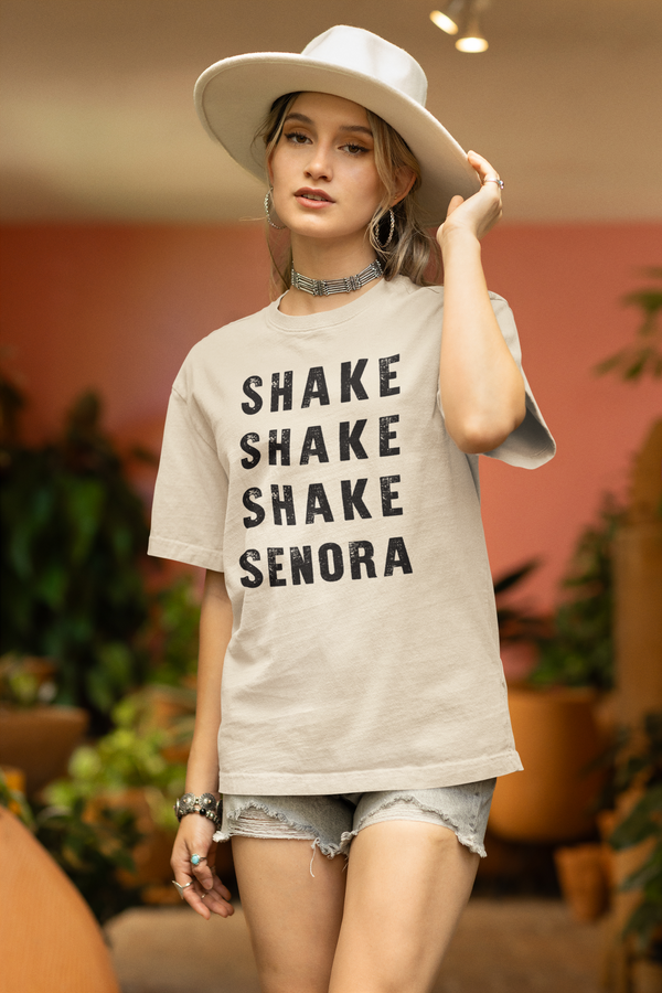 Shake Shake Shake Senora! T- Shirt